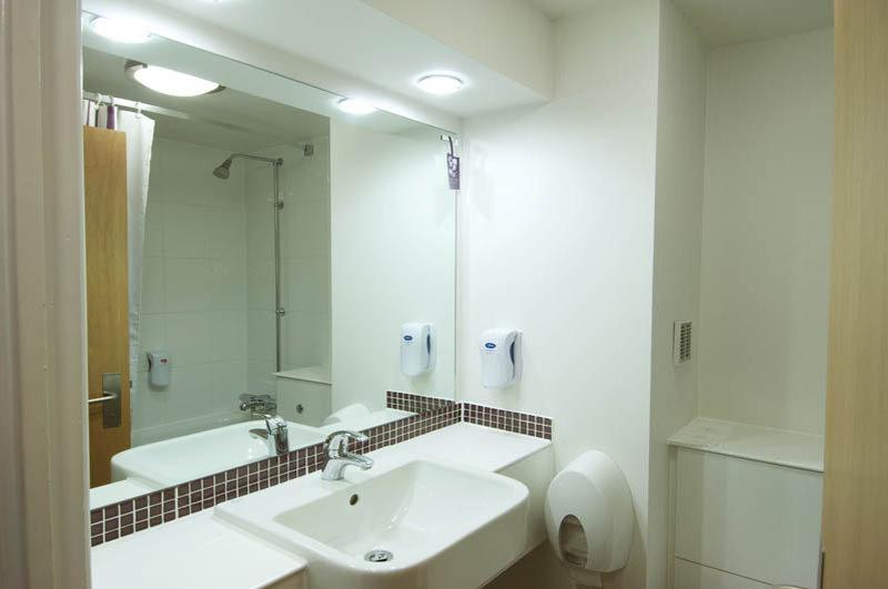 Premier Inn Liverpool North Bootle  Bagian luar foto